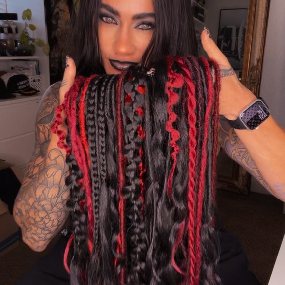 Dreadlocks - Picture 4 of 17